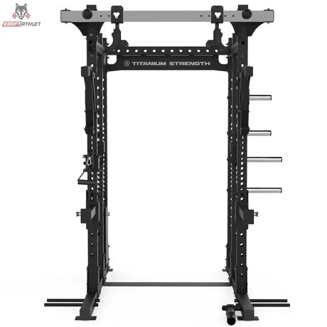 Titanium Strength Elite Series Half Rack E50 in Schwarz, Frontansicht mit Klimmzugstange und J-Hooks