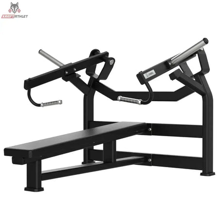 Titanium Strength Elite Series IsoLateral Horizontal Bench Press: Schrägansicht von rechts mit Flachbank und Griffen