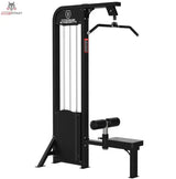 Titanium Strength Elite Series Latzugmaschine – Schrägansicht mit Latzugstange, Sitz und Oberschenkelrolle