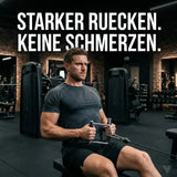 Titanium Strength Elite Series Multistation 5 Stationen im Studio, Mann trainiert sitzend am Ruderzug