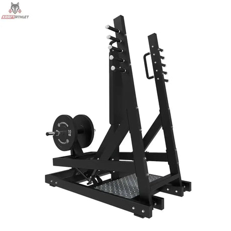 Titanium Strength Elite Series Stehende Brustpresse mit Hebelarm in Seitenansicht mit Hantelscheibe