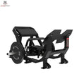 Titanium Strength Elite Series Ultimate Hip Thrust in Schrägansicht von vorn mit Rückenpolstern und Hantelscheibe