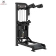 Titanium Strength Elite Series Wadenmaschine Stehend – Schrägansicht mit Schulterpolstern, Trittplatte und Gewichtsturm