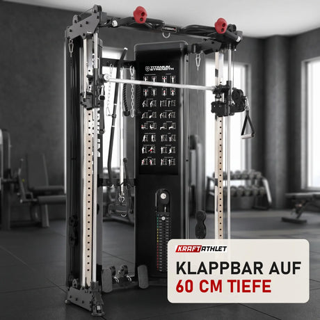 Titanium Strength FT90 Seilzugstation mit Smith-Maschine in einem fertig eingerichteten Studio mit dunklen Wänden und Gummiboden