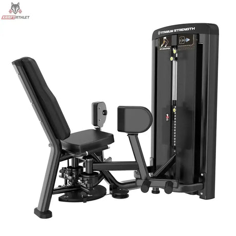 Titanium Strength Genesis Series Adduktorenmaschine in Schrägansicht mit Sitz, Beinpolstern und Gewichtsturm in Schwarz