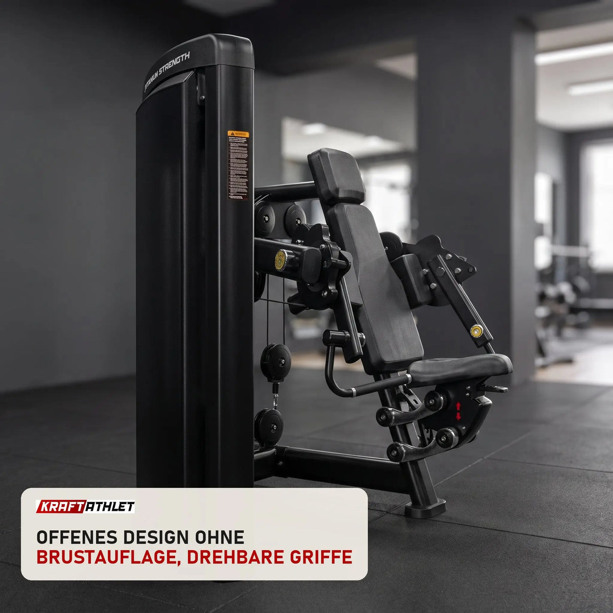 Titanium Strength Genesis Series Einarmiger Bizeps-Curl in einem fertig eingerichteten Studio mit dunklen Wänden und Gummiboden