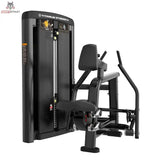Titanium Strength Genesis Series Einarmiges Sitzrudern in Schwarz, Seitenansicht mit Brustpolster und Griffen