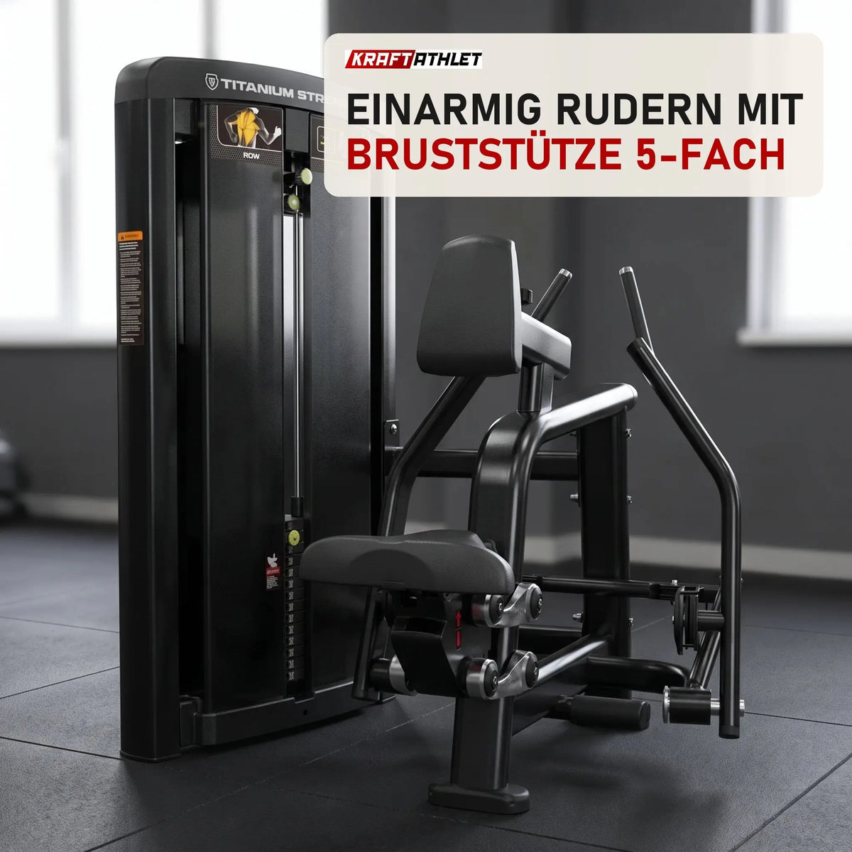 Titanium Strength Genesis Series Einarmiges Sitzrudern in einem fertig eingerichteten Studio mit dunklen Wänden und Gummiboden