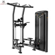 Titanium Strength Genesis Series Klimmzug-Dipsmaschine in Schrägansicht mit Klimmzuggriffen, Dipgriffen und Kniepolster in Schwarz