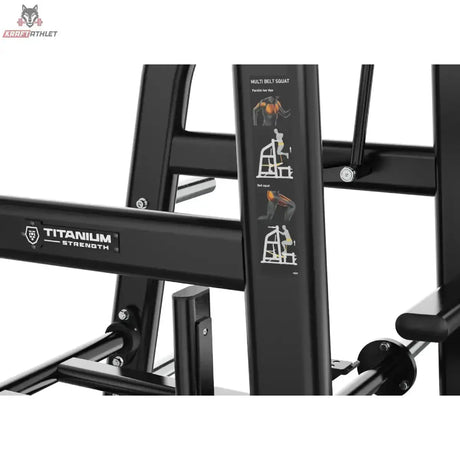 Titanium Strength Genesis Series Multi Belt Squat, Detail des Rahmens mit Logo und Übungsanleitung