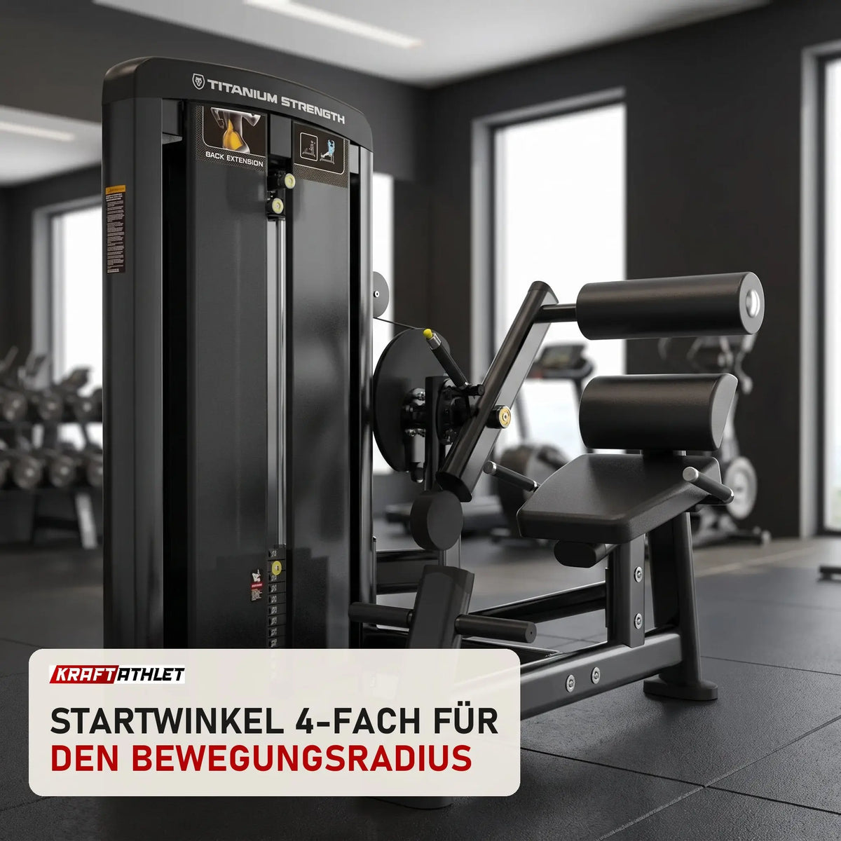 Titanium Strength Genesis Series Rückenstreckung in einem fertig eingerichteten Studio mit dunklen Wänden und Gummiboden