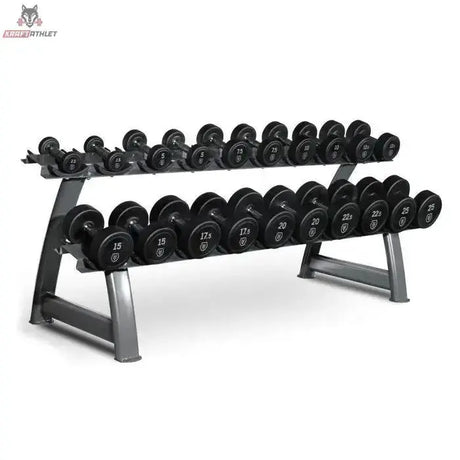 Titanium Strength HD25 Gummi-Hantelset 2,5–25 kg mit Rack in Seitenansicht mit aufsteigenden Hantelgrößen