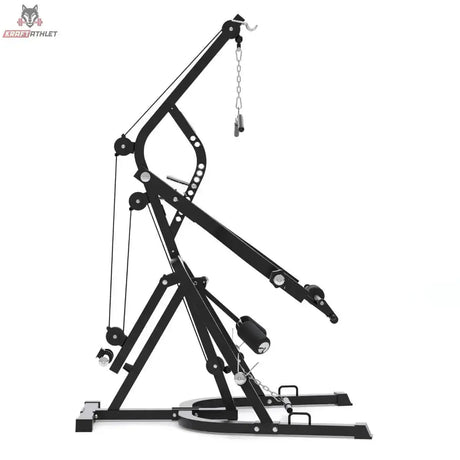 Titanium Strength LGS Multigym Doppelhebel + Seilzugtrainer in der Seitenansicht mit Kabelführung, Umlenkrollen und Bodenrahmen