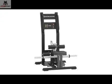 Titanium Strength MaxGlute Pro Hip Thrust im Stehen in Frontansicht mit Standplattform und Polstern, schwarz