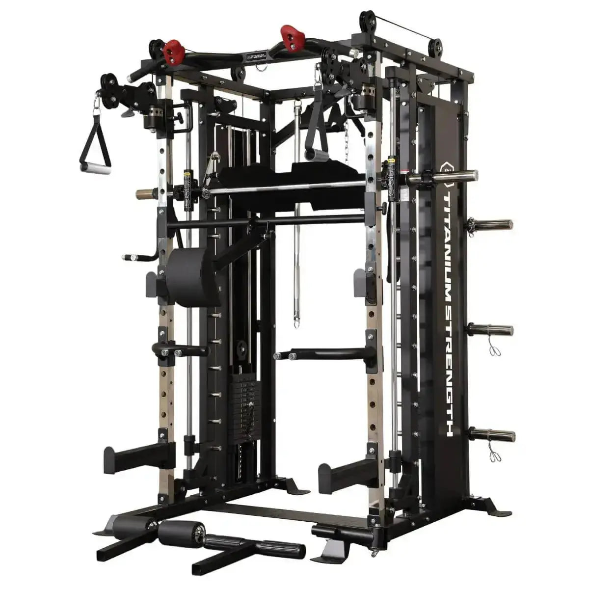 Titanium Strength MX90 All-in-One Trainer in Schwarz, Schrägansicht mit Multipresse und Seilzügen