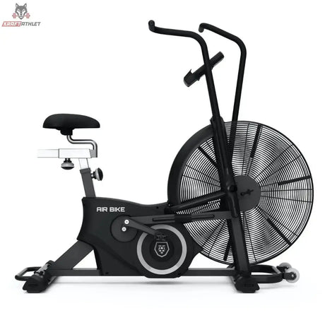 Titanium Strength Pack 3 Air Bikes, ein Air Bike in Seitenansicht mit Luftrad und beweglichen Griffen