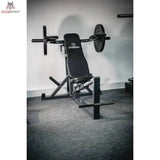 Titanium Strength PM50 Brust- und Schulterpresse aufgebaut in einem Heimstudio, Seitenansicht