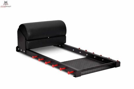 Titanium Strength Professional Hip Thrust 131HT in Schwarz, Schrägansicht mit Polsterrolle und Bodenplatte