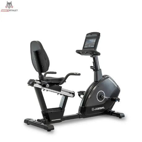 Titanium Strength RB900 TFT Liegeergometer Performance Series – Seitenansicht mit Rückenlehne, Sitz und TFT-Display