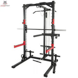 Titanium Strength RM10 Deluxe Multipower und Rack mit Lat und Row – Frontansicht mit roten Sicherheitsablagen