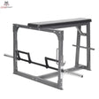 Titanium Strength SRC90 Seal Row Bench inkl. Stange: graues Gestell mit schwarzem Liegepolster und Stange, Schrägansicht