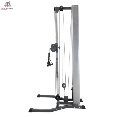 Titanium Strength THL Kabelzugstation: Frontansicht mit Seilzug, Umlenkrollen und Griff