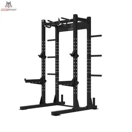 Titanium Strength Half Rack TR60 – Frontansicht mit J-Hooks und Sicherheitsarmen