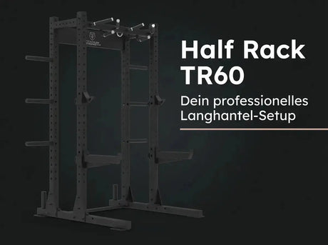 Titanium Strength Half Rack TR60 – Titelgrafik mit dem Rack auf dunklem Hintergrund