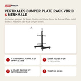 Titanium Strength Vertikales Bumper Plate Rack VBR10 mit 4 Merkmalen: 4 Scheibenhalter mit je 27 cm Nutzlänge, Extra-Halter 19 cm, 4 Rollen davon 2 mit Feststellbremse, Trägt bis 300 kg