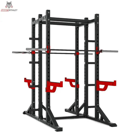 Titanium Strength X Line Athletic Combo Rack RA20 in Schrägansicht mit roten Ablagen und Langhantel