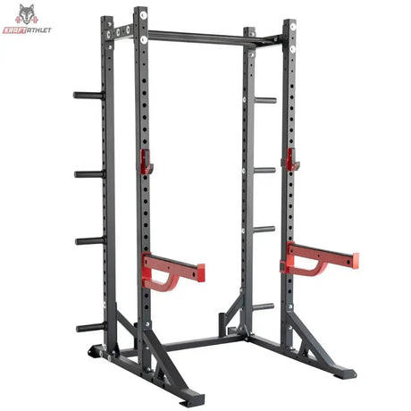 Titanium Strength X Line Athletic Half Rack RA10: Schrägansicht in Grau mit roten Sicherheitsablagen und Scheibenhaltern